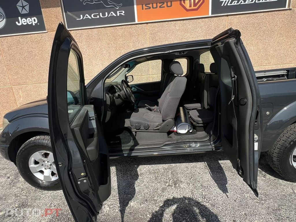 Nissan Navara Nav 2.5 dCi KC SE Comf+C-C+BDT