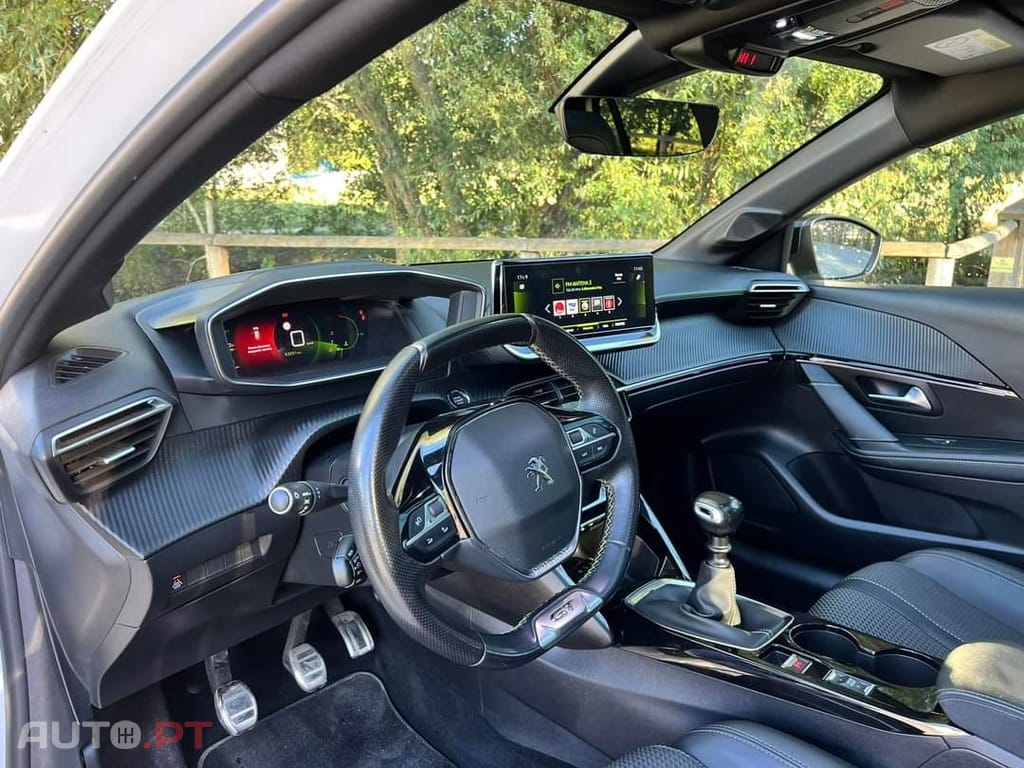 Peugeot 208 1.2 PureTech GT Line