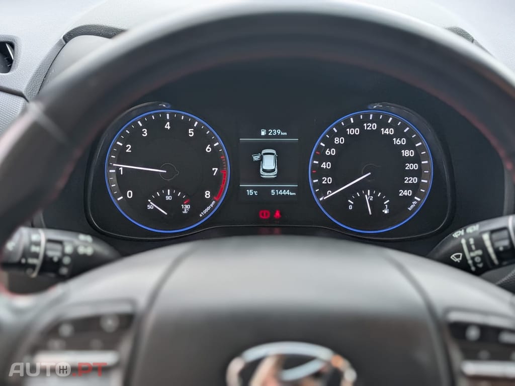 Hyundai Kauai 1.0 T-GDi Pele/Tecido Vermelho