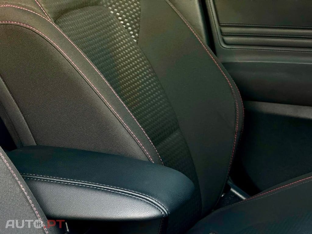 Ford Focus 1.5 EcoBoost S&S ST-LINE