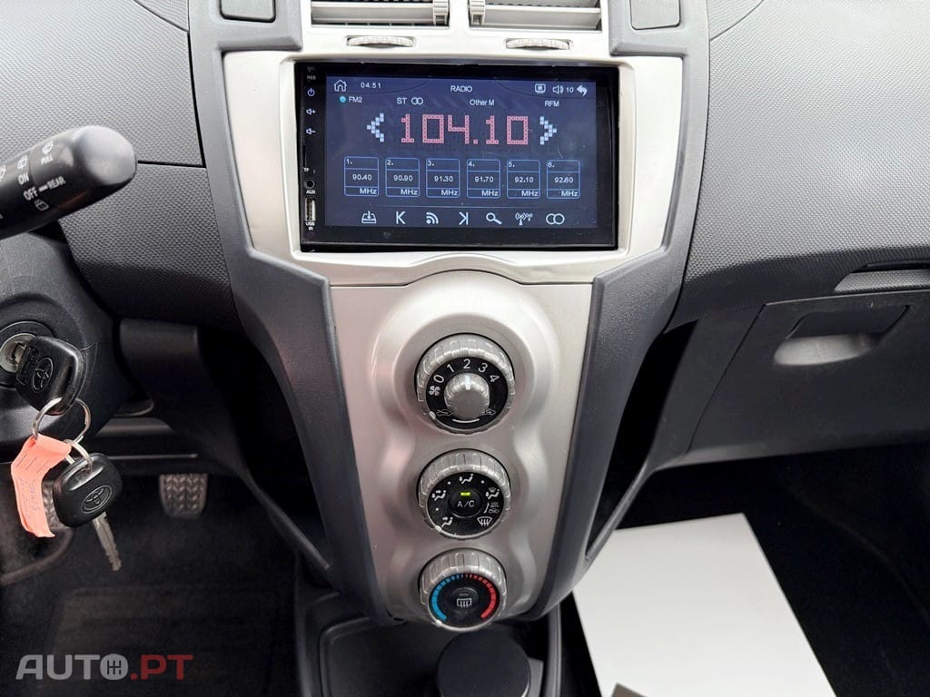 Toyota Yaris 1.0 VVT-i Comfort+AC