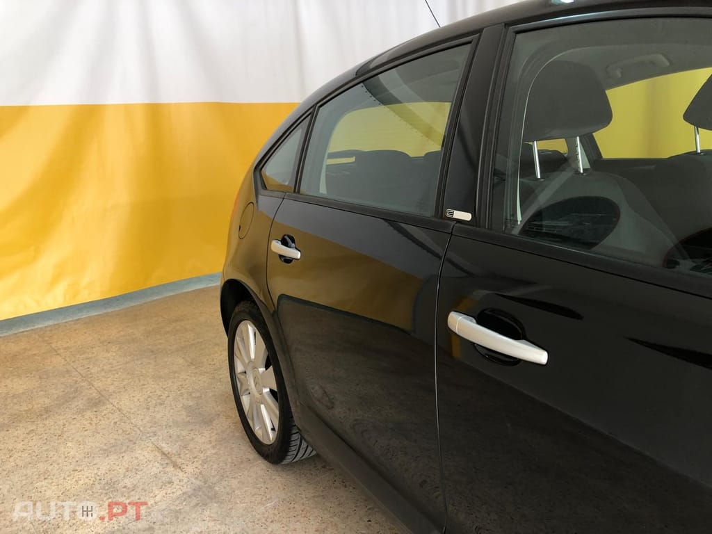 Citroen C4 1.6 HDi Exclusive