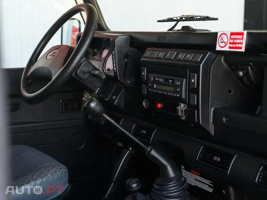 Land Rover Defender 90 SW 2.5 Td5 E