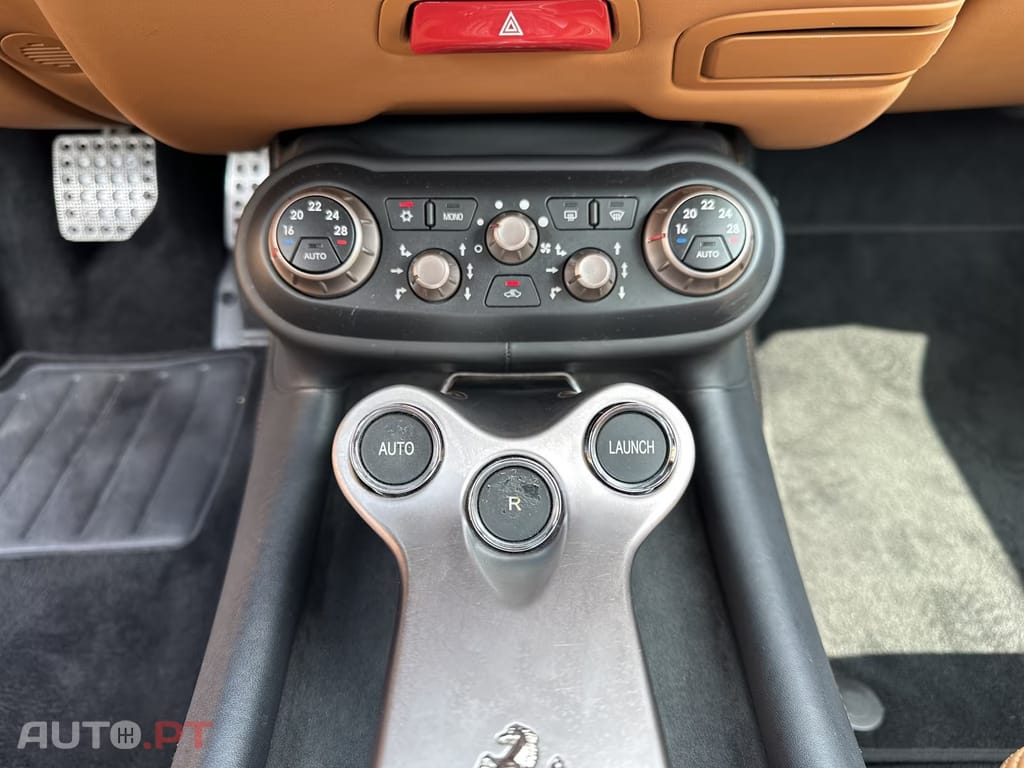 Ferrari California 4.3 V8