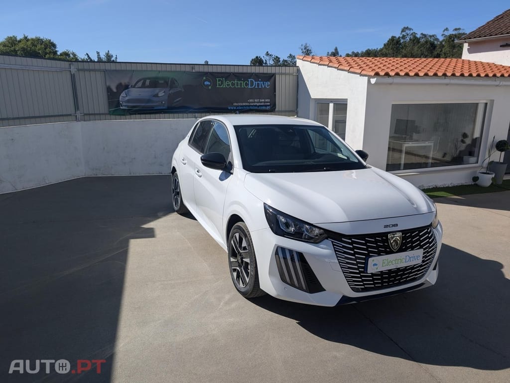 Peugeot E-208 50 kWh Allure