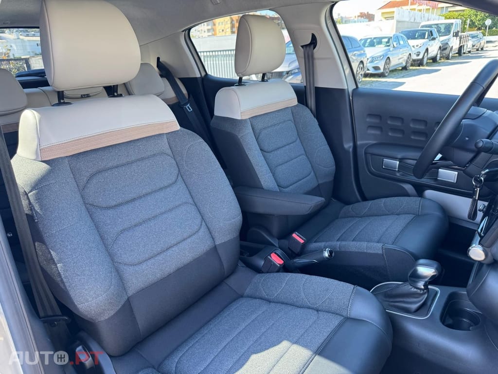 Citroen C3 1.2 PureTech Shine EAT6
