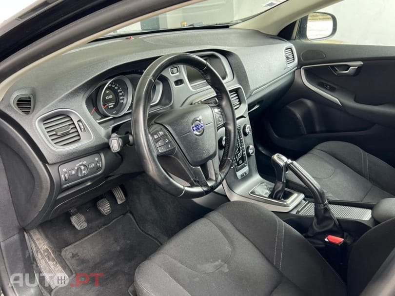 Volvo V40 2.0 D3 Kinetic