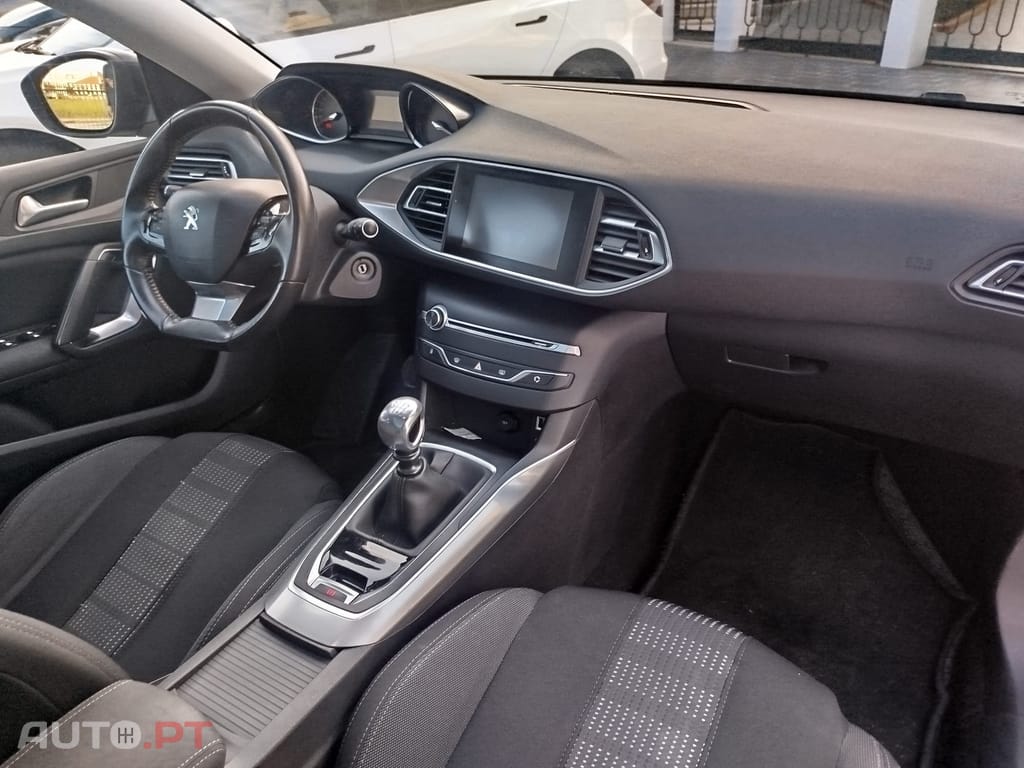 Peugeot 308 SW 1.6 BlueHDi Allure J17