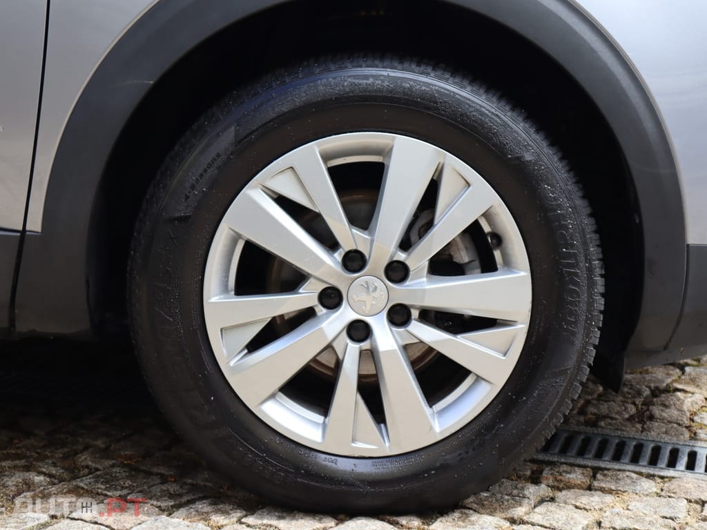Peugeot 3008 BlueHDi 130 Stop & Start EAT8 Active Pack