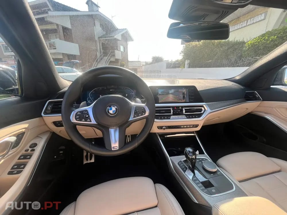 BMW 330 e Pack Desportivo M Auto