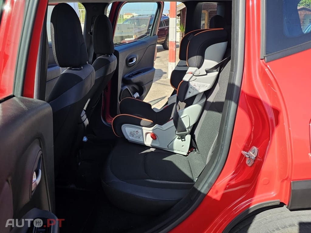Jeep Renegade 1.3 T-GDI 4xe Auto Limited