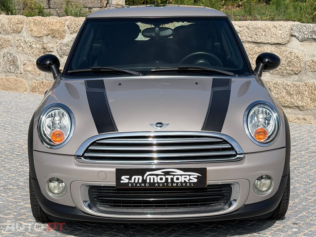 MINI Cooper One Baker Street