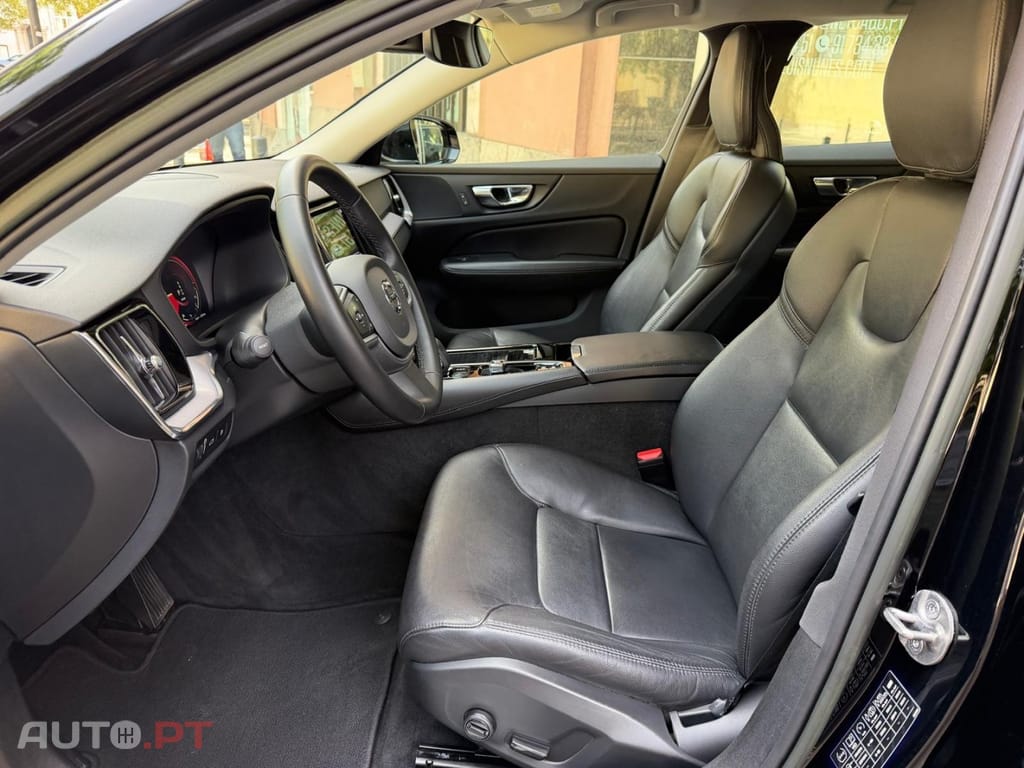 Volvo V60 2.0 T6 AWD TE Inscription Expression — fotografia 21