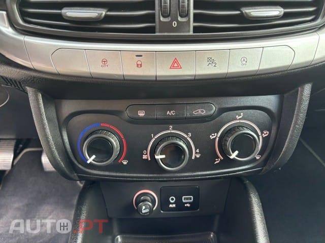 Fiat Tipo 1.3 M-Jet Easy