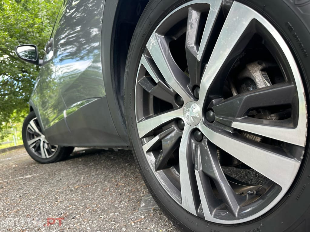 Peugeot 3008 1.6 Hybrid4 GT Pack e-EAT8