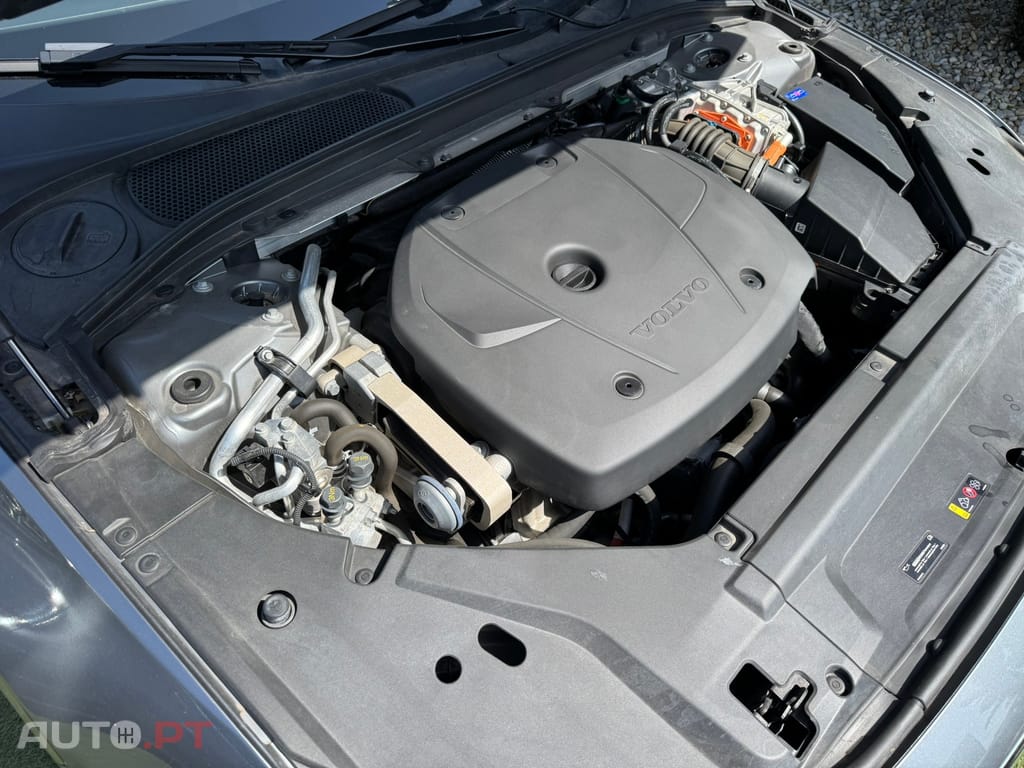 Volvo V90 2.0 T8 Inscription AWD Geartronic