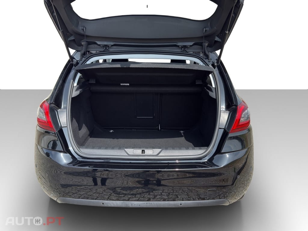 Peugeot 308 PureTech 130 GPF EAT8 Stop & Start Tech Edition