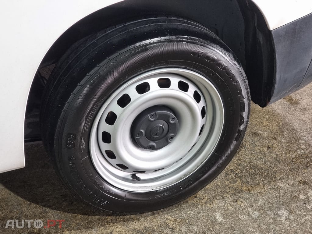 Opel Combo 1.5 CDTi L2H1 Enjoy