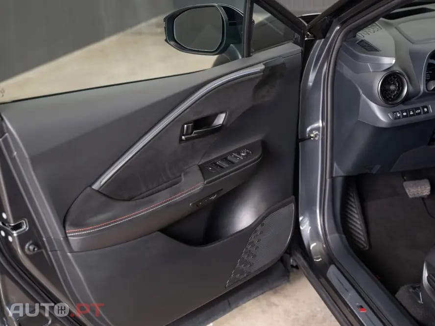 Toyota C-HR Toyota C-HR 2.0 HDF Plug-in GR Sport