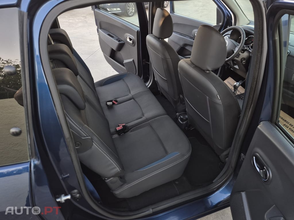 Dacia Lodgy 1.5 dCi SL 10 Anos 7L