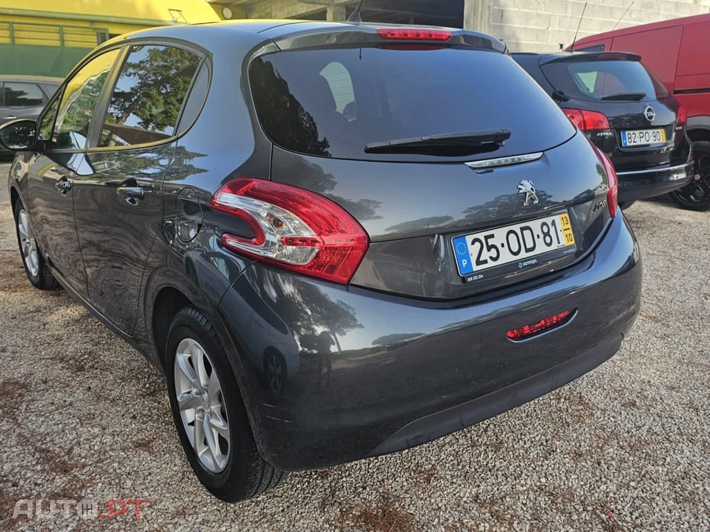 Peugeot 208 1.2 VTi Active