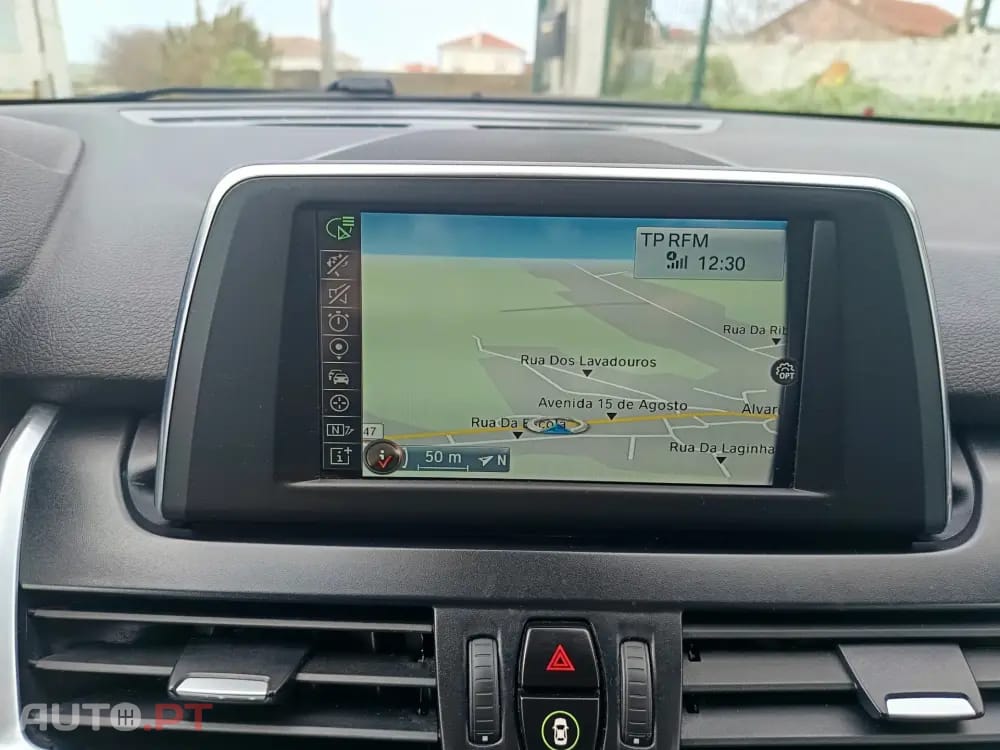 BMW 218 i Sport Line