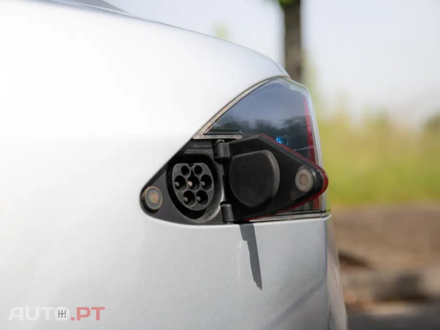 Tesla Model S 70D AWD