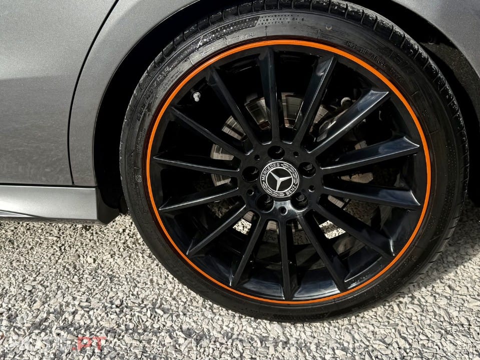 Mercedes-Benz CLA 220 Orange Edition