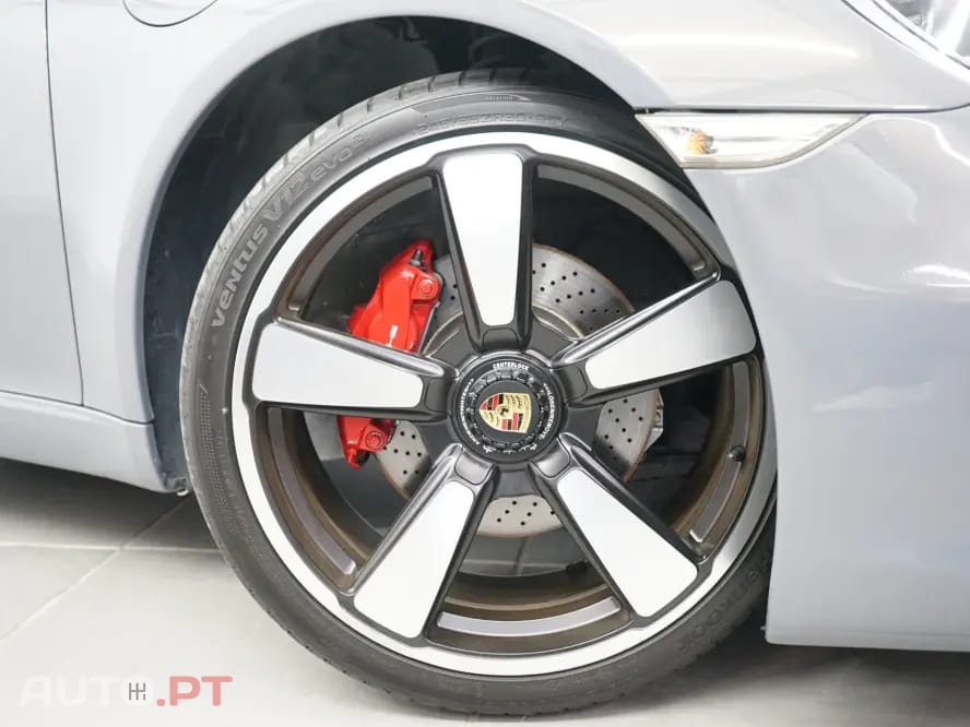 Porsche 911 Carrera 2 PDK