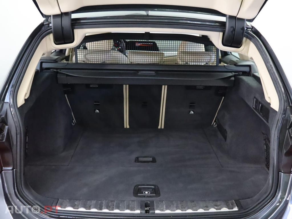 BMW 318 d Auto Advantage