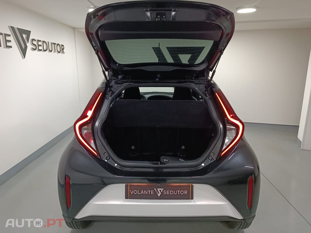 Toyota Aygo X 1.0 Play