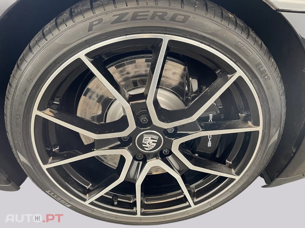 Porsche Taycan Turbo