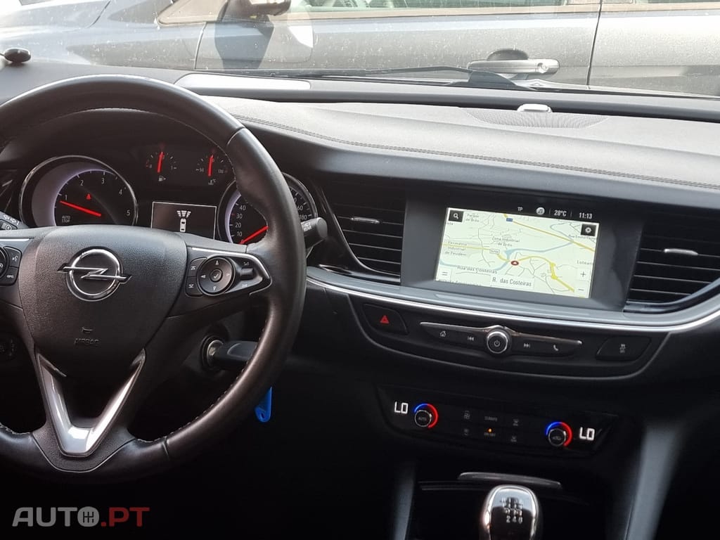 Opel Insignia 1.6 CDTi Dynamic
