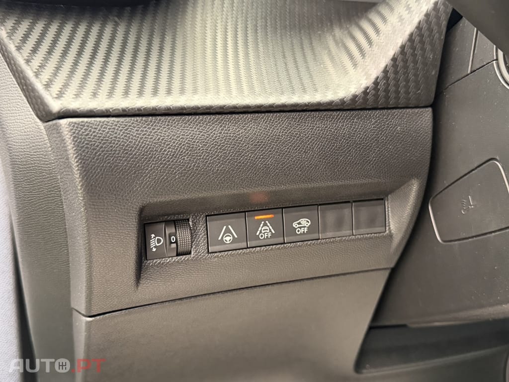 Peugeot 2008 1.2 PureTech Allure Pack EAT8