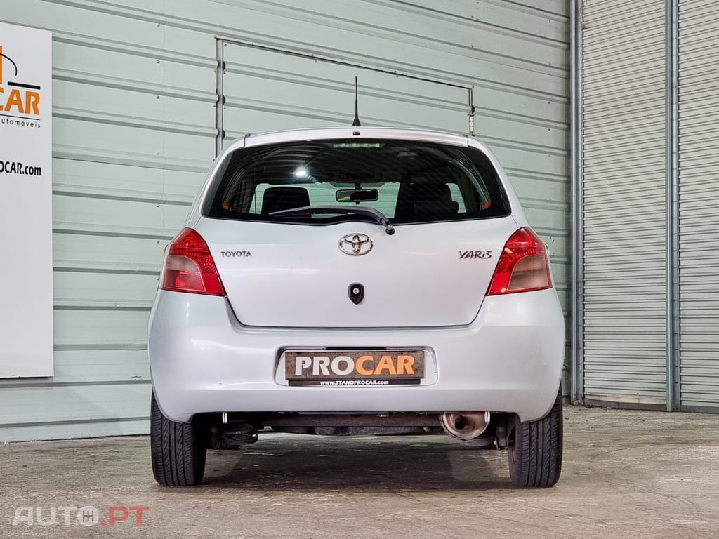 Toyota Yaris 1.0 VVT-i