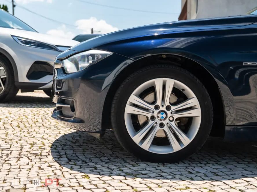 BMW 318 d Blue Performance Sport Line
