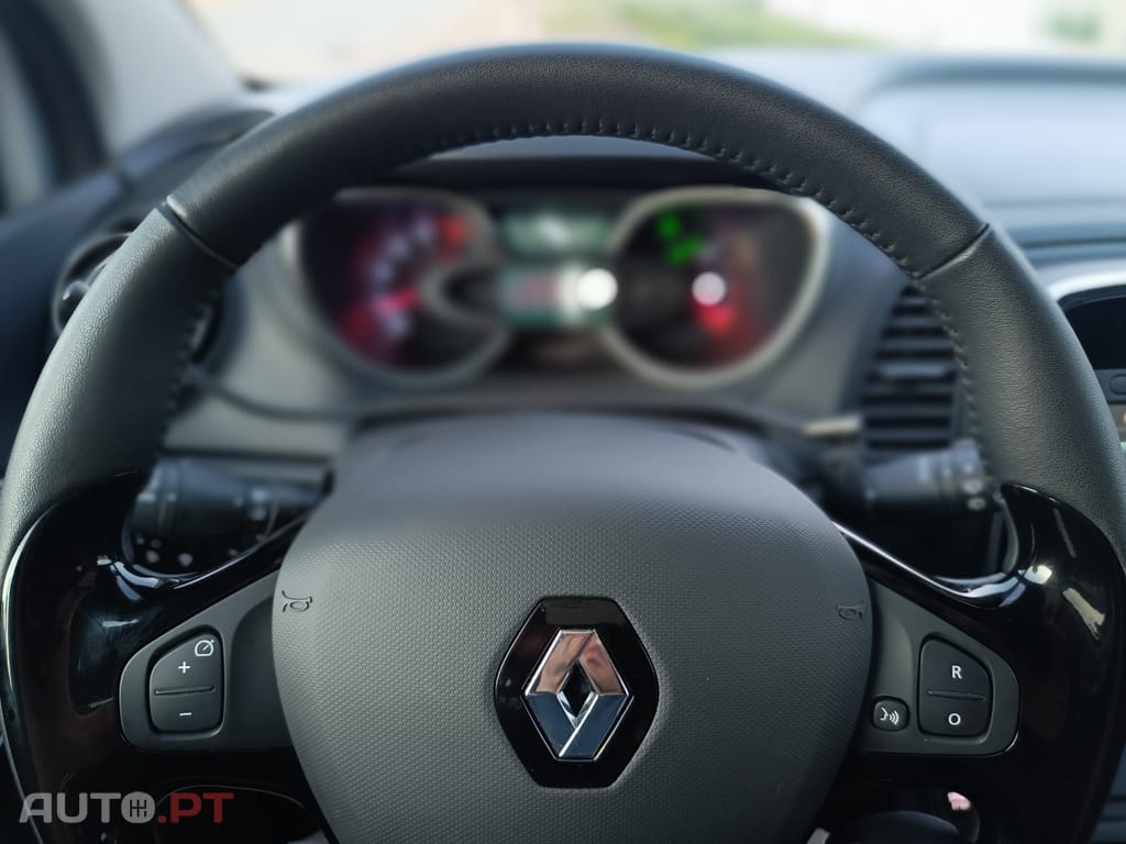 Renault Captur 1.5 dCi Exclusive EDC - 2.900 Km´s
