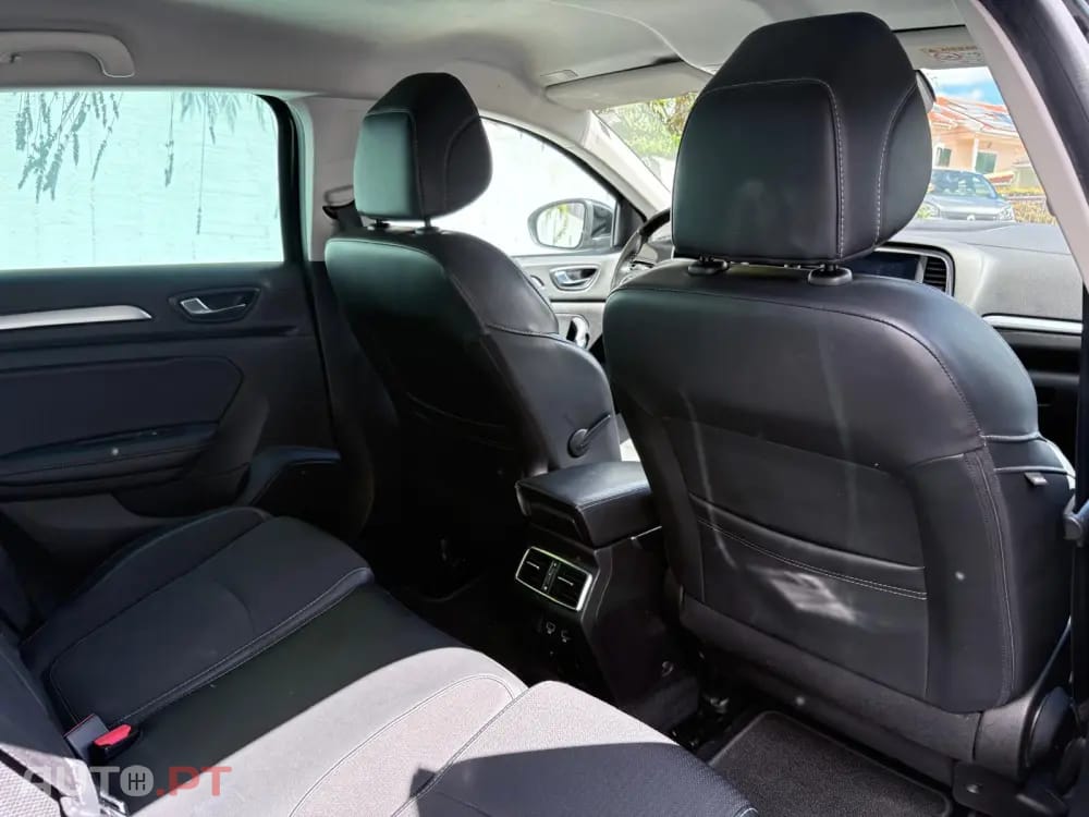 Renault Mégane Sport Tourer 1.6 E-Tech Plug-In Intens