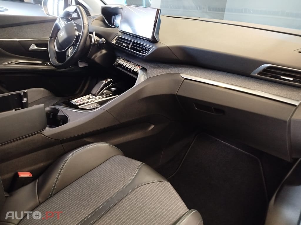 Peugeot 3008 1.6 Hybrid Allure Pack e-EAT8