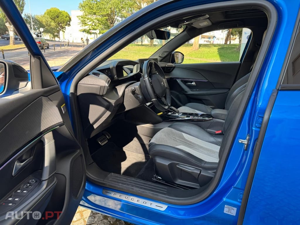 Peugeot E-2008 50 kWh GT Line