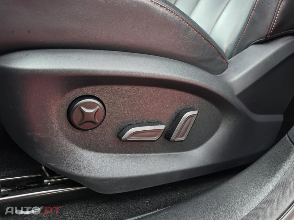 MG HS 1.5 Plug-in Hybrid Luxury