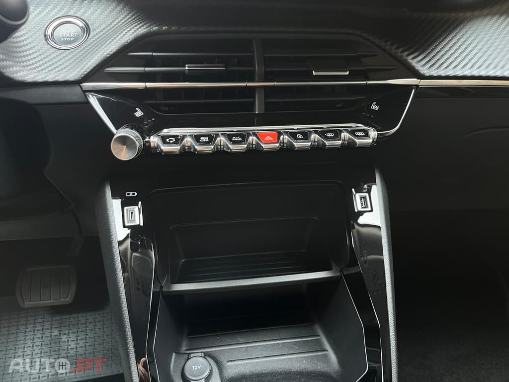 Peugeot 2008 1.2 Active Business