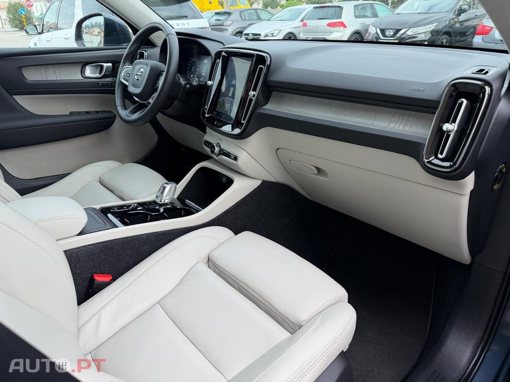 Volvo XC40 2.0 T4 Inscription