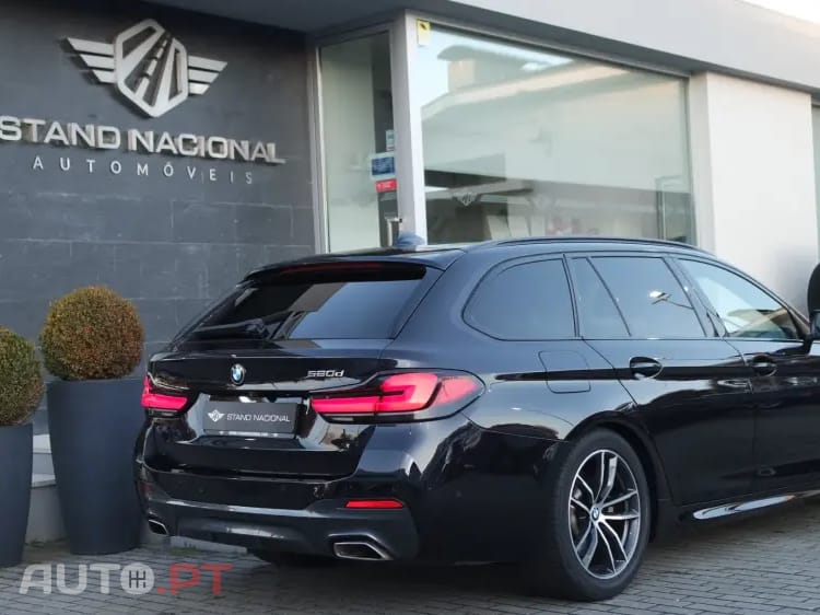 BMW 520 d Pack Desportivo M Auto