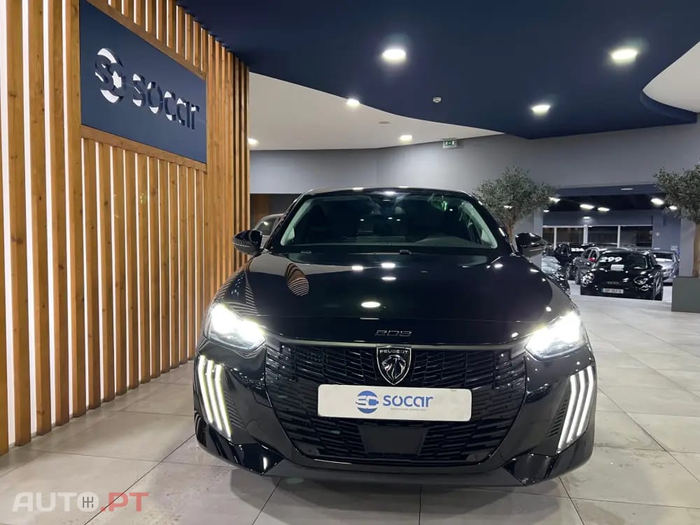 Peugeot 208 1.2 Hybrid Allure e-DCS6