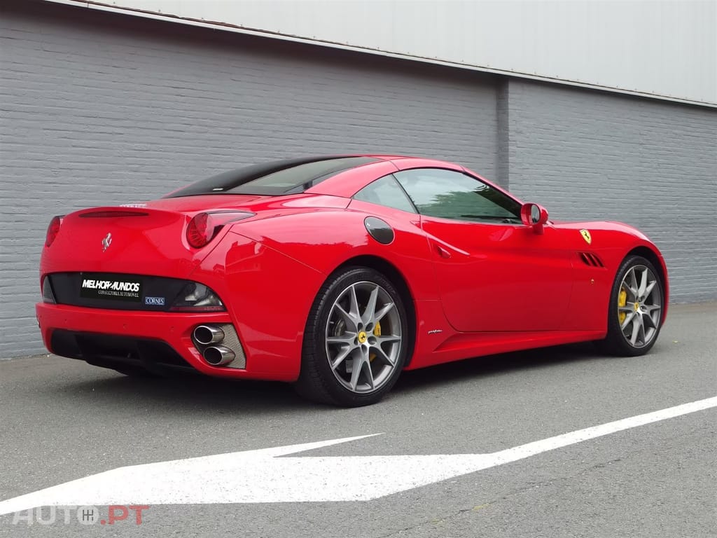 Ferrari California 4.3 V8 30