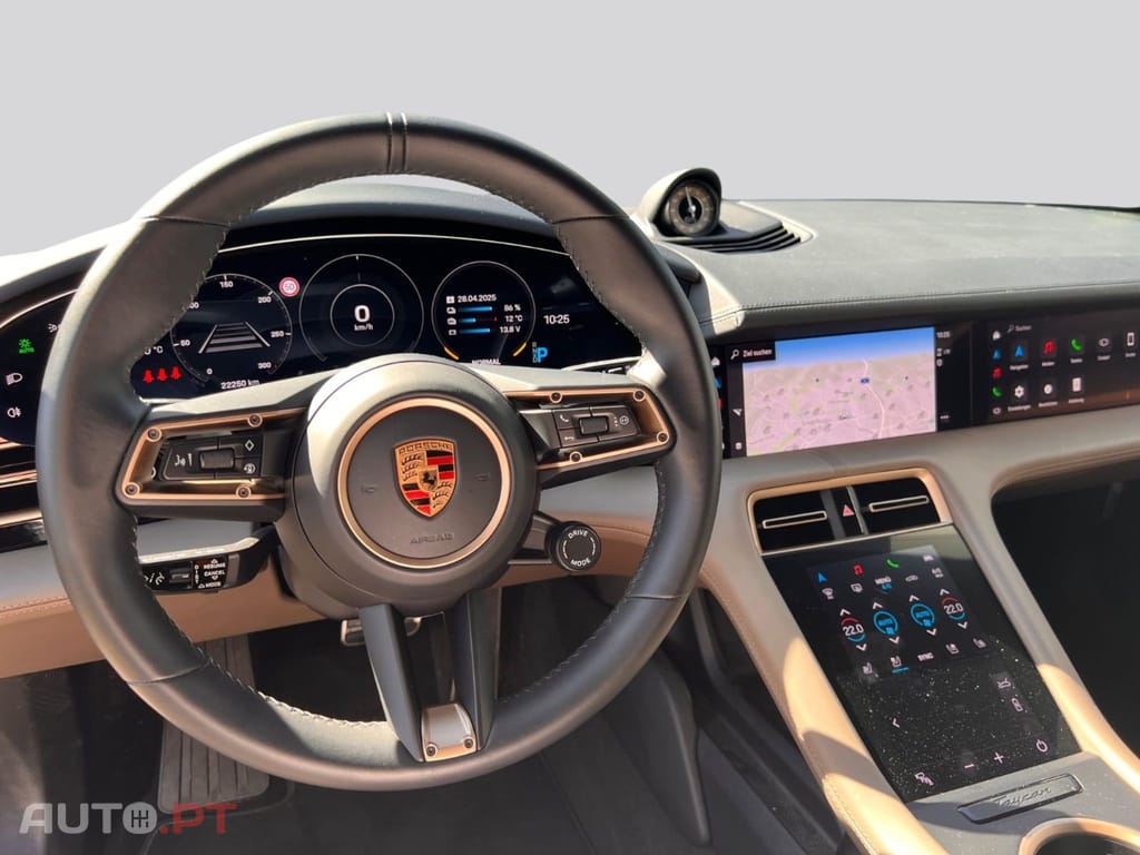 Porsche Taycan GTS I.V.A DEDUTIVEL 