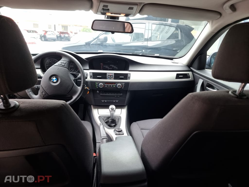 BMW 318 d Touring