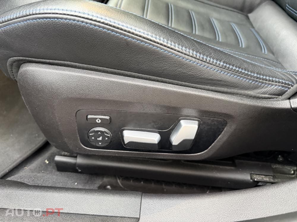 BMW 330 e Pack 50 anos M Auto