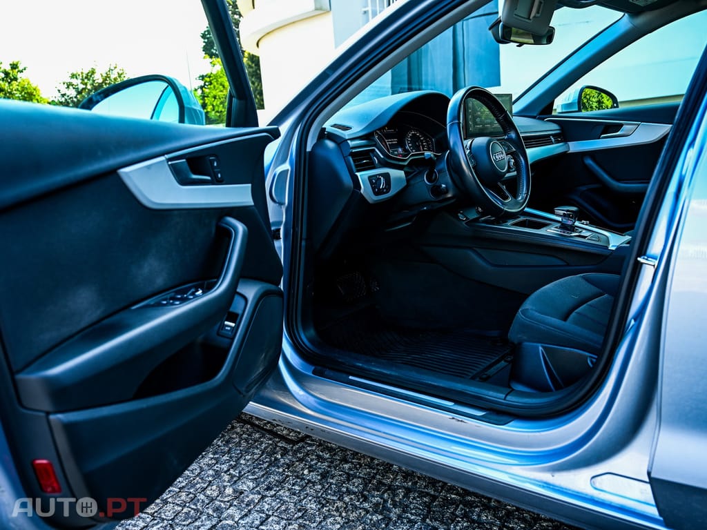 Audi A4 2.0 TDI Design S tronic